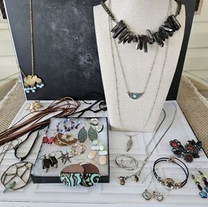 Lot Of Mixed Jewelry